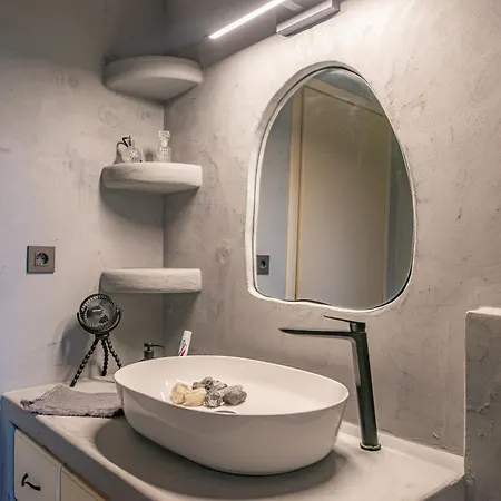 Pietra Akoli Holiday home *