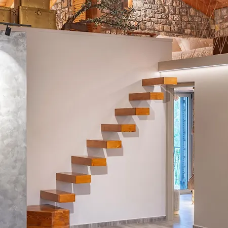 Pietra Akoli Holiday home Rodhodhafni