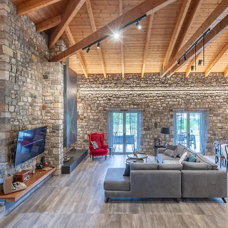 別荘 Pietra Akoli Rodhodháfni