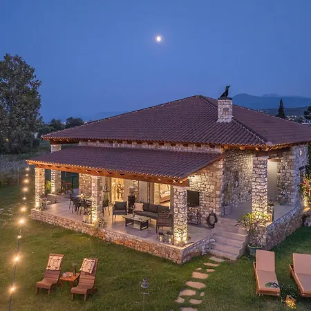 Pietra Akoli Holiday home *