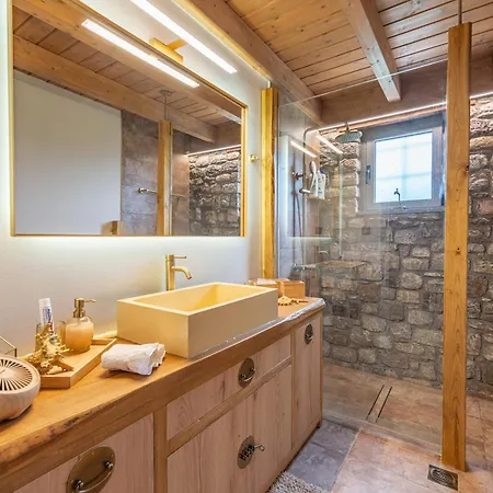 別荘 Pietra Akoli Rodhodháfni