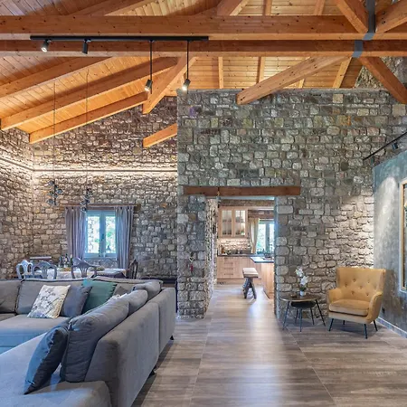 別荘 Pietra Akoli *